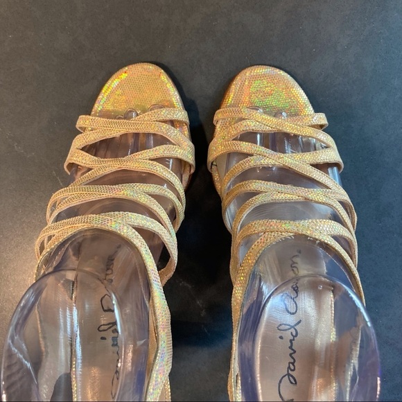 NWT sz 8.5 David Aaron gold metallic iridescent strappy heeled sandals - Picture 7 of 16